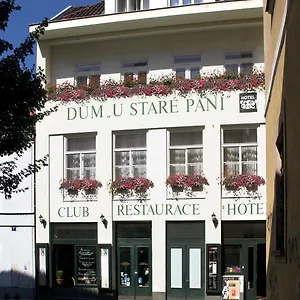 מלון U Stare Pani - At The Old Lady